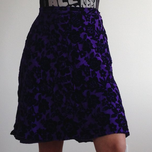 The Work - Purple Velvet Burnout Flower Skirt - Picture 5 of 12